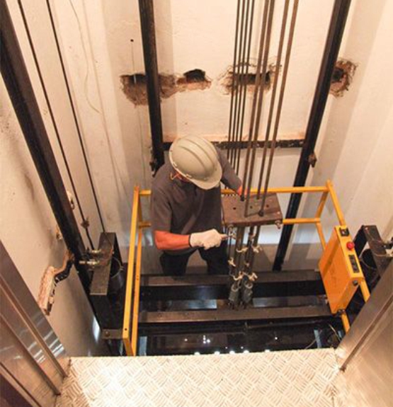 manutenção de elevadores